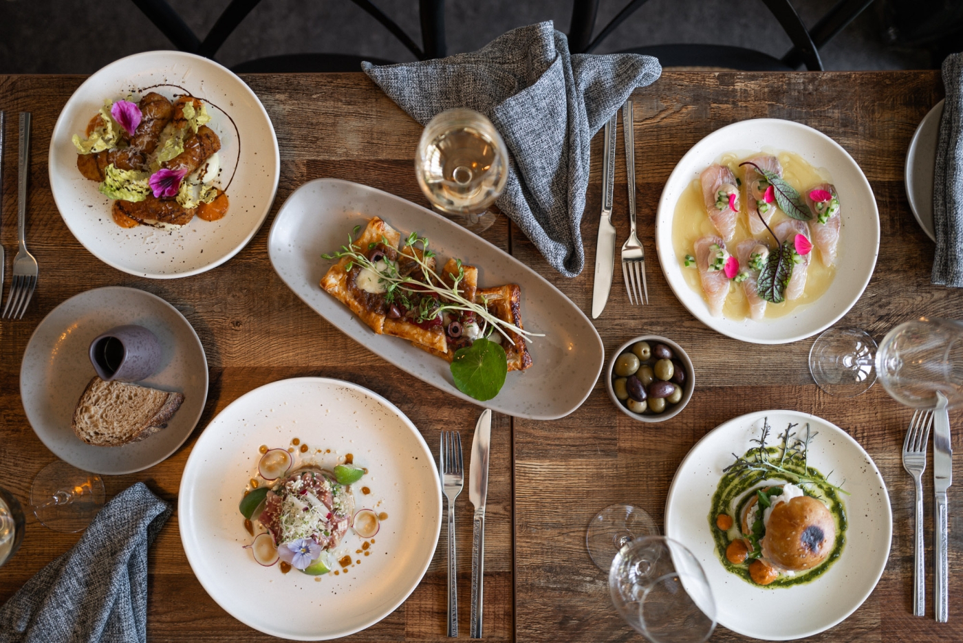 THE DILL Seafood Restaurant