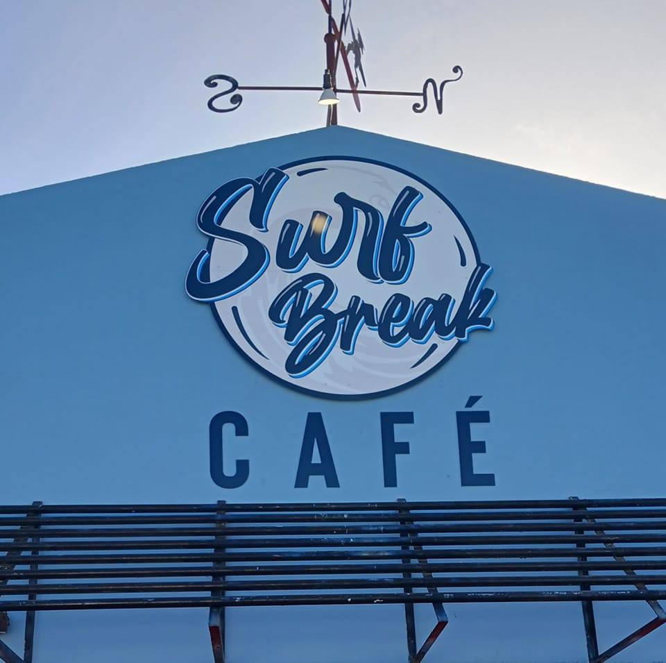 Surf Break Cafe